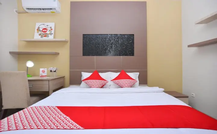 Депок: Royal Gejayan Homestay By OYO Rooms