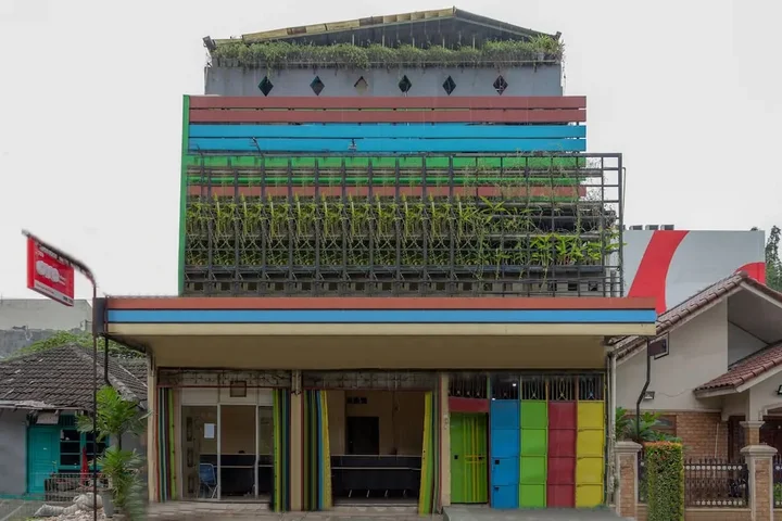 Тангеранг: Pelangi Guest House by OYO Rooms
