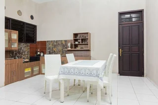 Батуретно: Rumah Leting Homestay by OYO Rooms