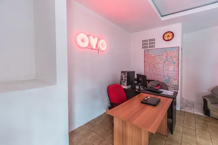 Бекаси: Angel Home Stay by OYO Rooms