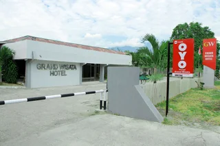 Палу: Grand Wisata Hotel by OYO Rooms