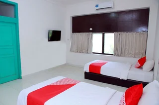 Палу: Grand Wisata Hotel by OYO Rooms