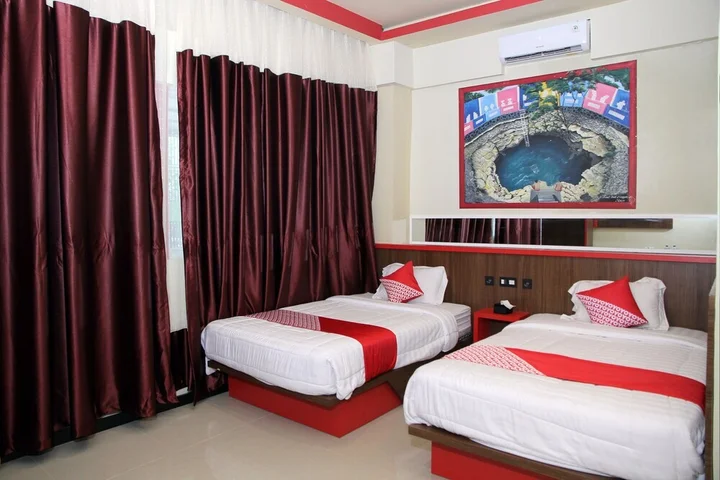 Палу: Brizky Hotel by OYO Rooms