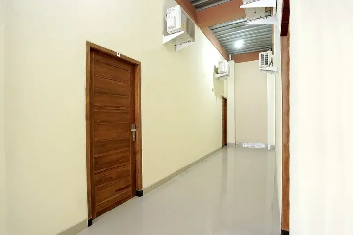 Депок: Eirini Family Homestay by OYO Rooms