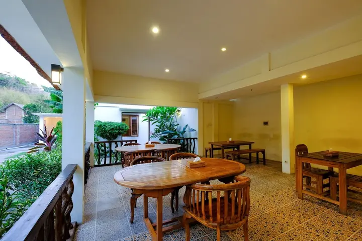 Прайя: Sengkunyit Bukit Hotel by Oyo Rooms