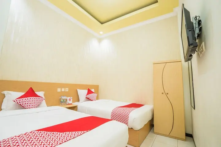 Бату: OYO 565 Mutiara Panderman Inn Syariah