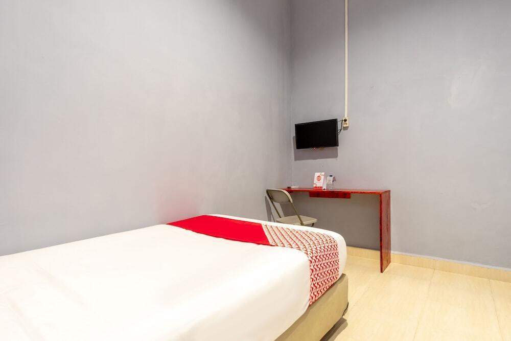 Медан: Yvel Homestay by OYO Rooms
