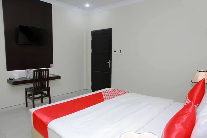 Палу: Pondok Garuda by OYO Rooms