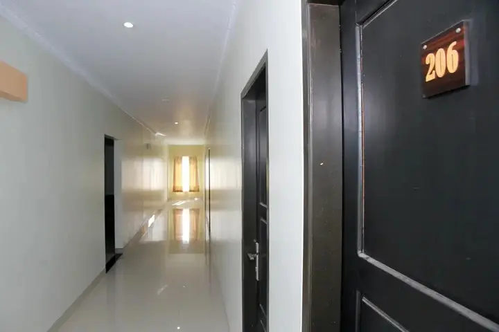 Палу: Pondok Garuda by OYO Rooms