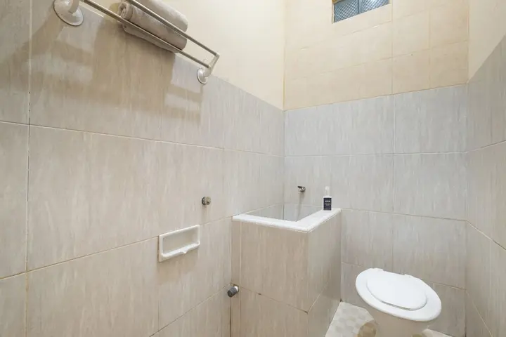Батуретно: Rumah Nugraha Hotel Syariah by OYO Rooms