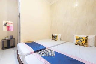 Батуретно: Rumah Nugraha Hotel Syariah by OYO Rooms