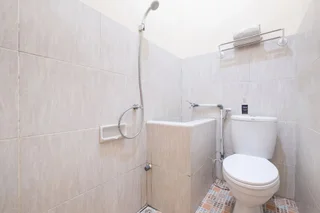 Батуретно: Rumah Nugraha Hotel Syariah by OYO Rooms