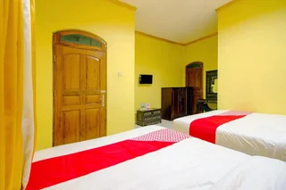 Депок: Hotel Mawar Saron 2 by OYO Rooms