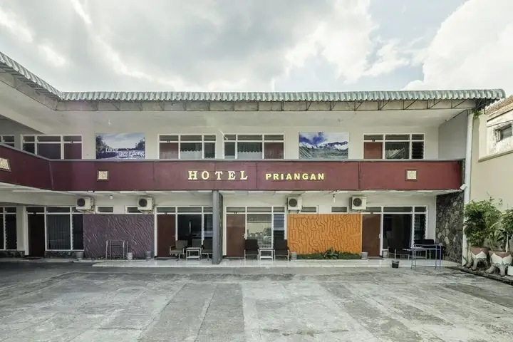 Hotel Priangan by OYO Rooms — фото 1