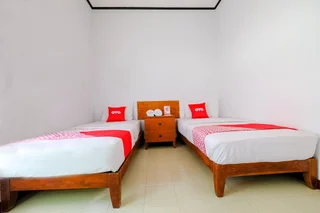 Сенджиги: Senggigi Hill View Homestay by OYO Rooms