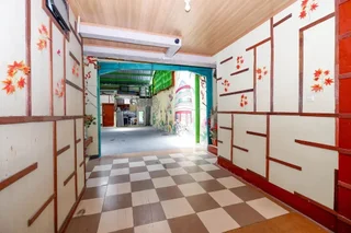 Суракарта: Wisma Daun by OYO Rooms