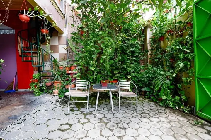 Суракарта: Wisma Daun by OYO Rooms