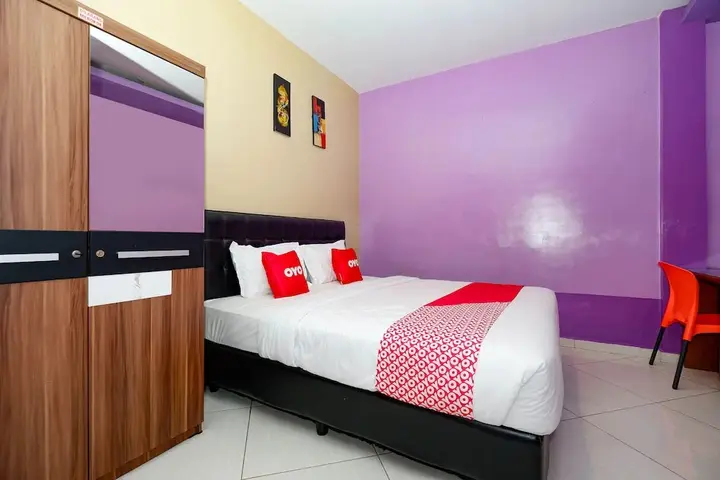 Суракарта: Wisma Daun by OYO Rooms