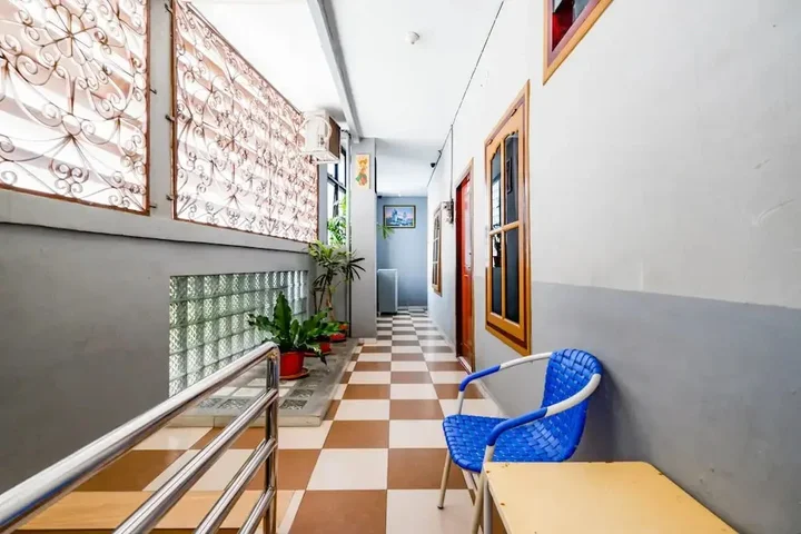 Суракарта: Wisma Daun by OYO Rooms