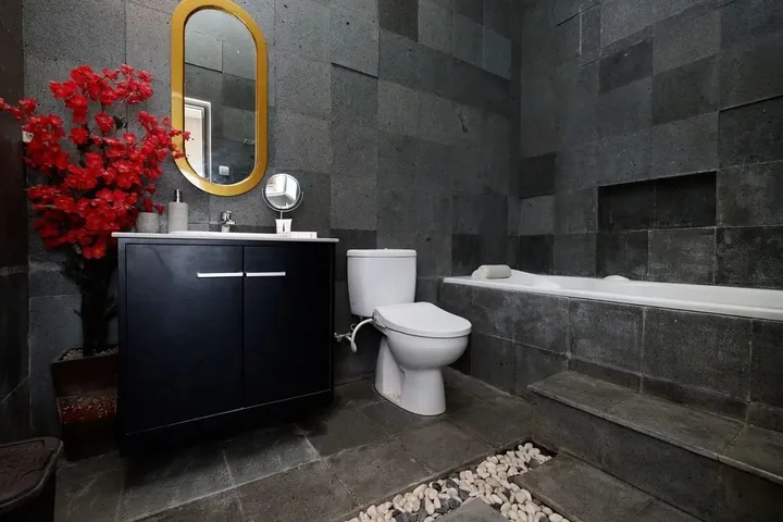 Суракарта: Erna's House Solo by OYO Rooms