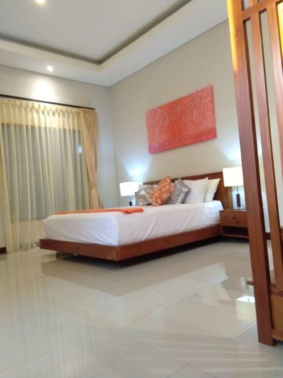 Кута: 5 Bedrooms Legian and Seminyak Private Pool Villa
