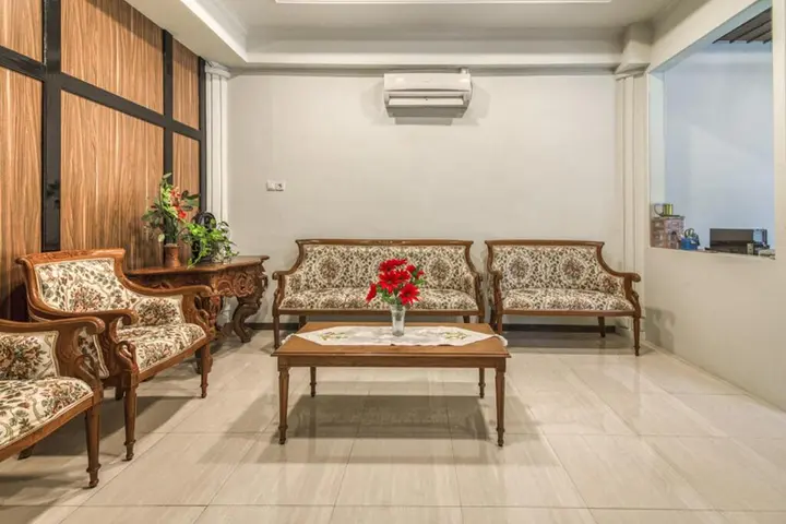 Семаранг: RedDoorz Plus near Akademi Kepolisian Semarang 3