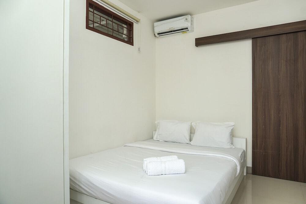Тангеранг: Spacious Studio 2nd Floor at Meruya 8 Puri Kembangan
