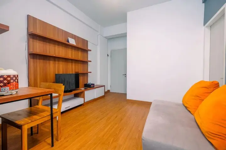 Modern Furnished @ 1BR Margonda Residence 1 Apartment — фото 2