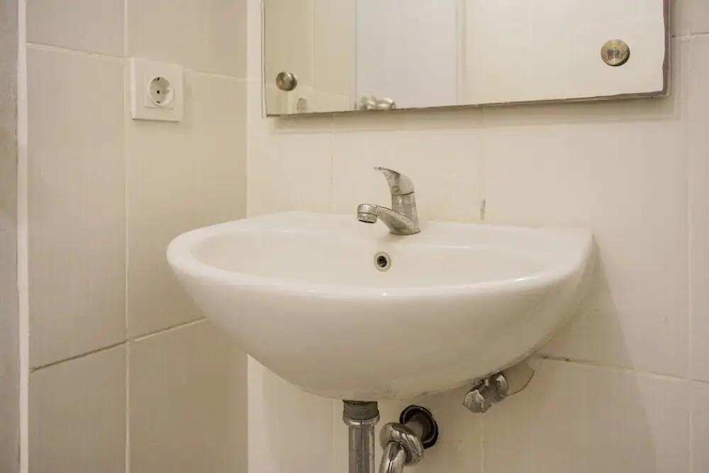 Тангеранг: Comfortable and Simple 2BR Apartment at 19 Avenue