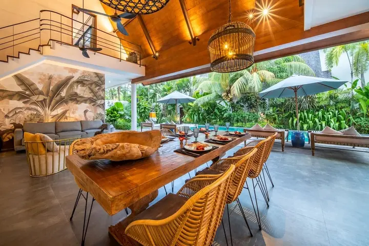 Переренан: Contemporary Private Villa, 4 BR, Canggu With Staff