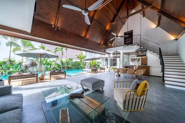 Contemporary Private Villa, 4 BR, Canggu With Staff — фото 1