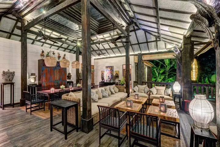 Secluded Wooden Villa, 3 BR, Canggu With Staff — фото 4