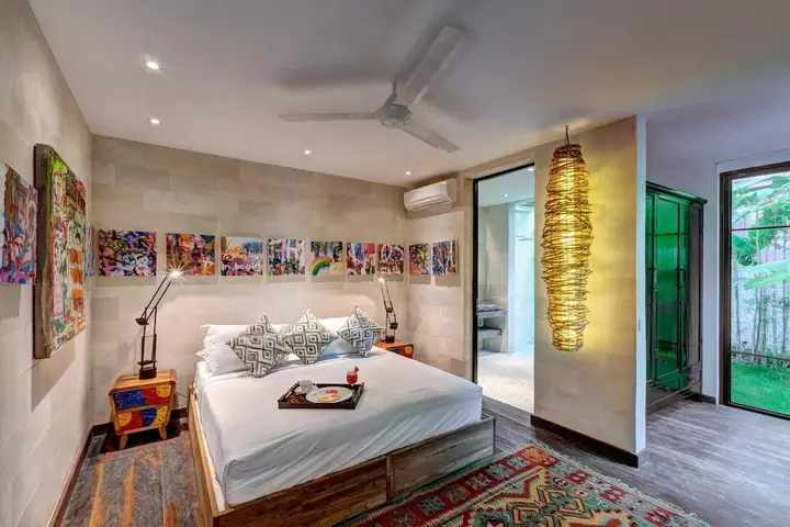 Secluded Wooden Villa, 3 BR, Canggu With Staff — фото 5
