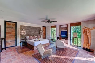 Керобокан: Secluded Wooden Villa, 3 BR, Canggu With Staff