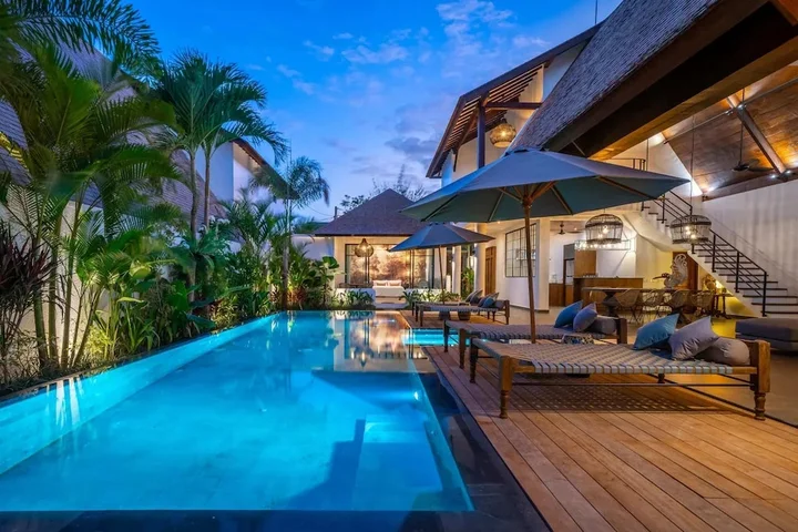Переренан: Splendid Private Villa, 4 BR, Canggu With Staff