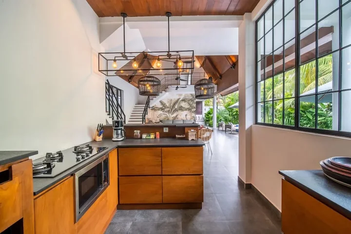 Переренан: Splendid Private Villa, 4 BR, Canggu With Staff