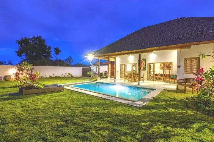 Унгасан: Charming Private Villa With Large Garden, 2 BR, Uluwatu