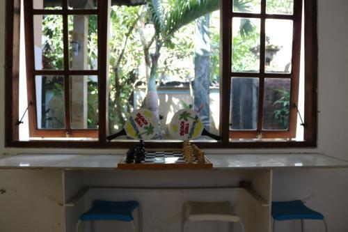 Чангу: Beachbums Berawa Hostel