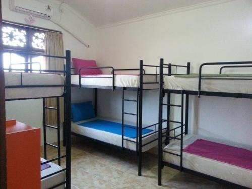 Чангу: Beachbums Berawa Hostel