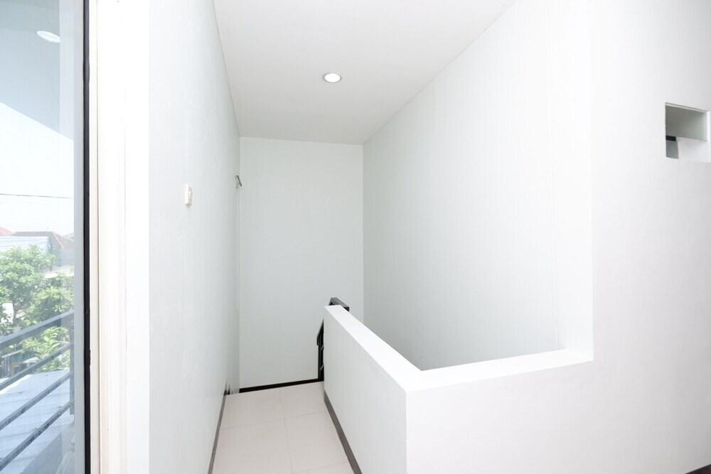 Семаранг: Palebon Residence by OYO Rooms