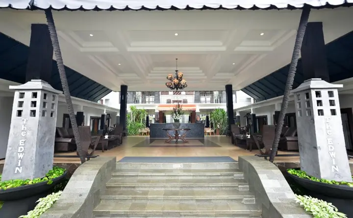 Батуретно: The Edwin Syariah By OYO Rooms
