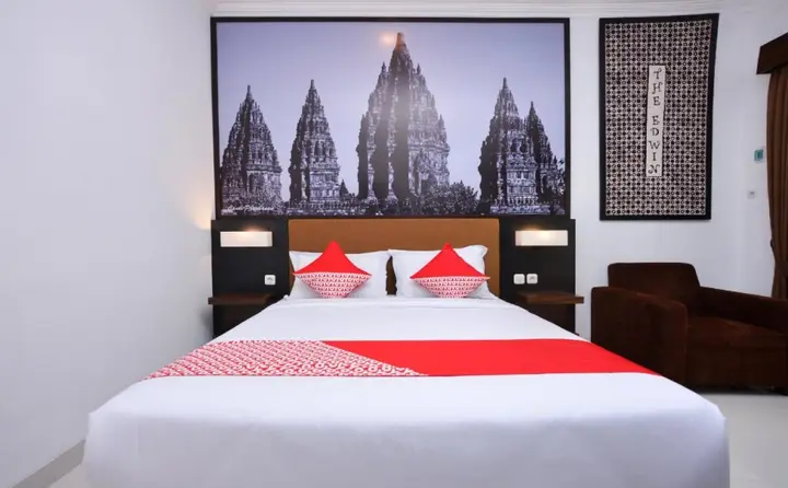 Батуретно: The Edwin Syariah By OYO Rooms