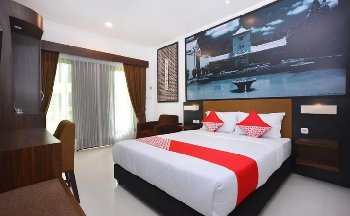 Батуретно: The Edwin Syariah By OYO Rooms