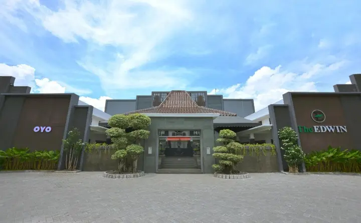 Батуретно: The Edwin Syariah By OYO Rooms
