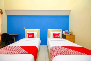Депок: Grand Monica by OYO Rooms