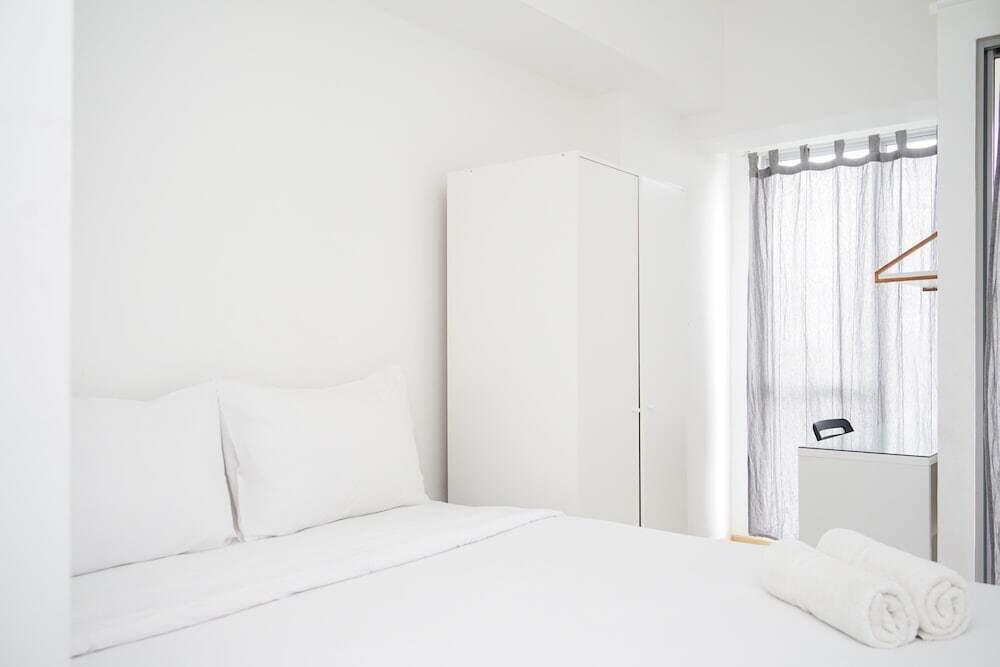 Legok: Wonderful Studio Apartment With City View At M-Town Residence