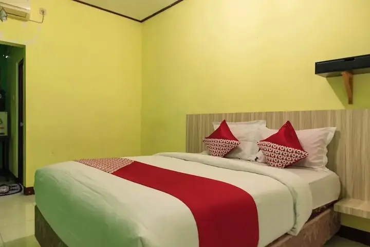Купанг: OYO 1359 Evergreen Homestay