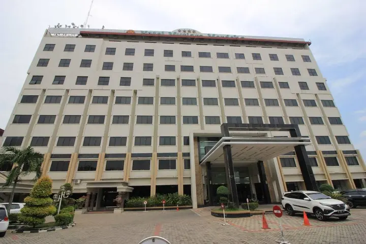 Пеканбару: Capital O 1583 Mutiara Merdeka Hotel