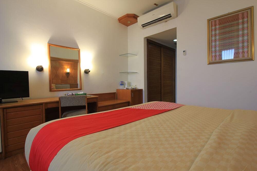 Пеканбару: Capital O 1583 Mutiara Merdeka Hotel