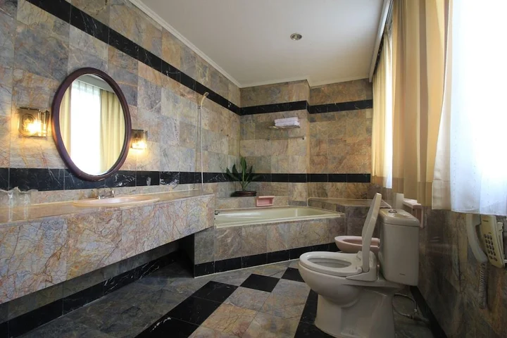Пеканбару: Capital O 1583 Mutiara Merdeka Hotel
